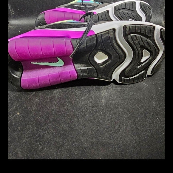 Nike Boys Black and Purple Sneakers - Picture 5 of 7